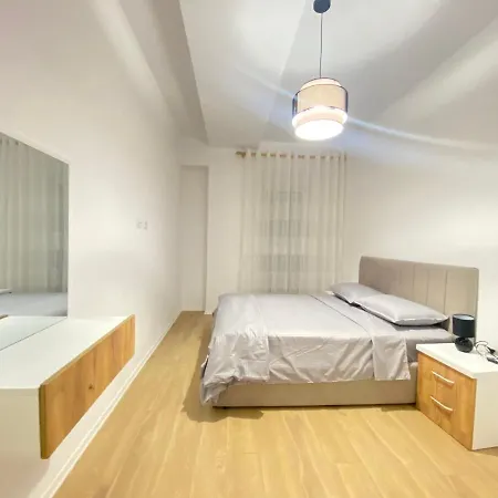 Urban Oasis Apartman