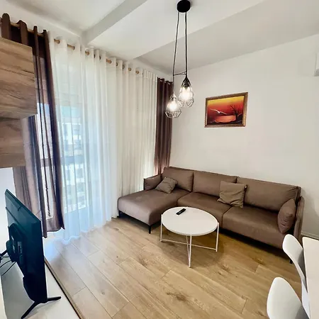 Urban Oasis Free Private Parking *