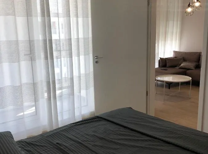 Urban Oasis Apartman