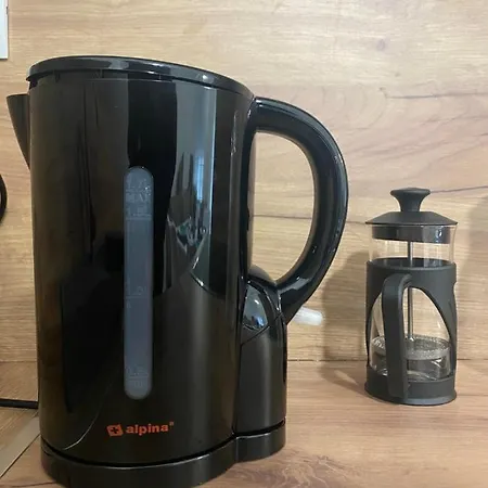 Urban Oasis Free Private Parking * 地拉那